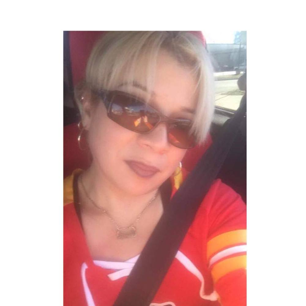 Meet your Posher, Ara